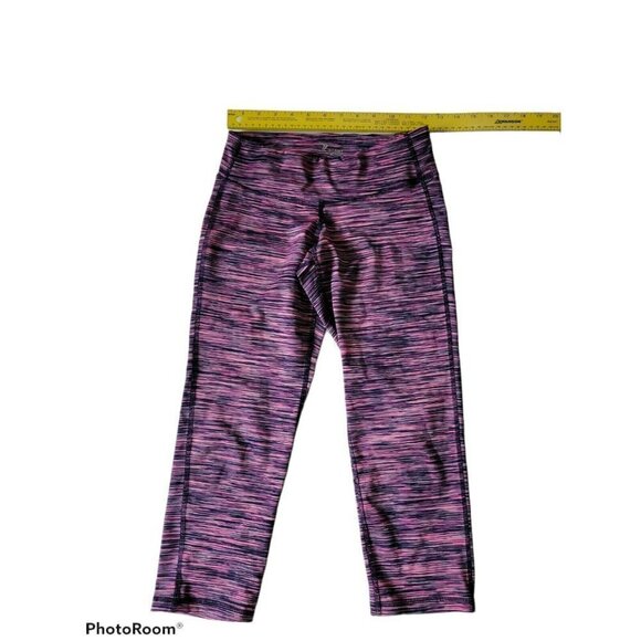 Old Navy Active Women's Capri Leggings Heather Pin - Picture 2 of 6